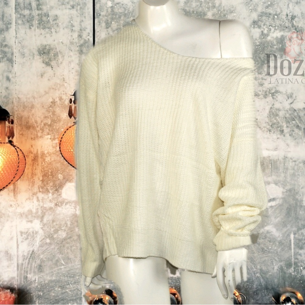 Cream with Red heart (sizing is bid so size down one).